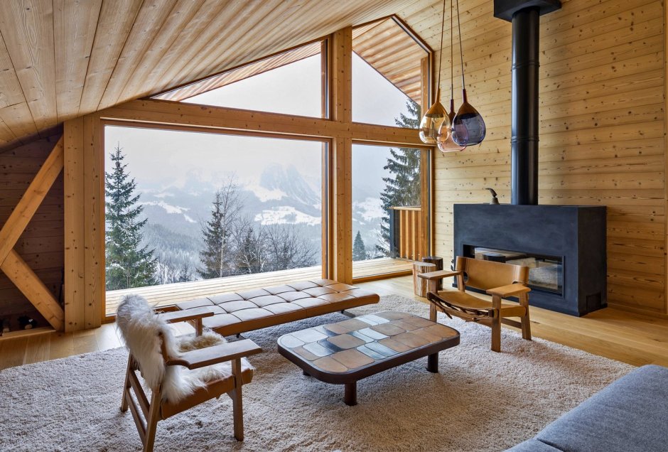 Интерьер в стиле Шале в доме из клееного бруса