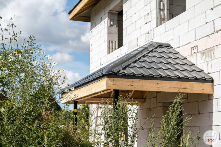 Козырек консольный вальмовый