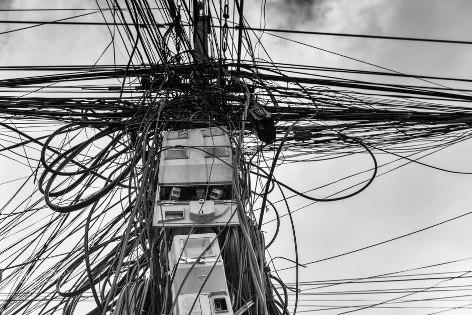 Куча проводов