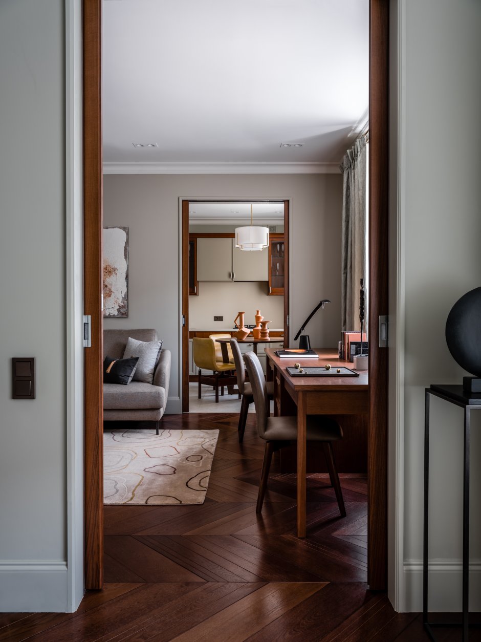 Комната в неоклассическом стиле