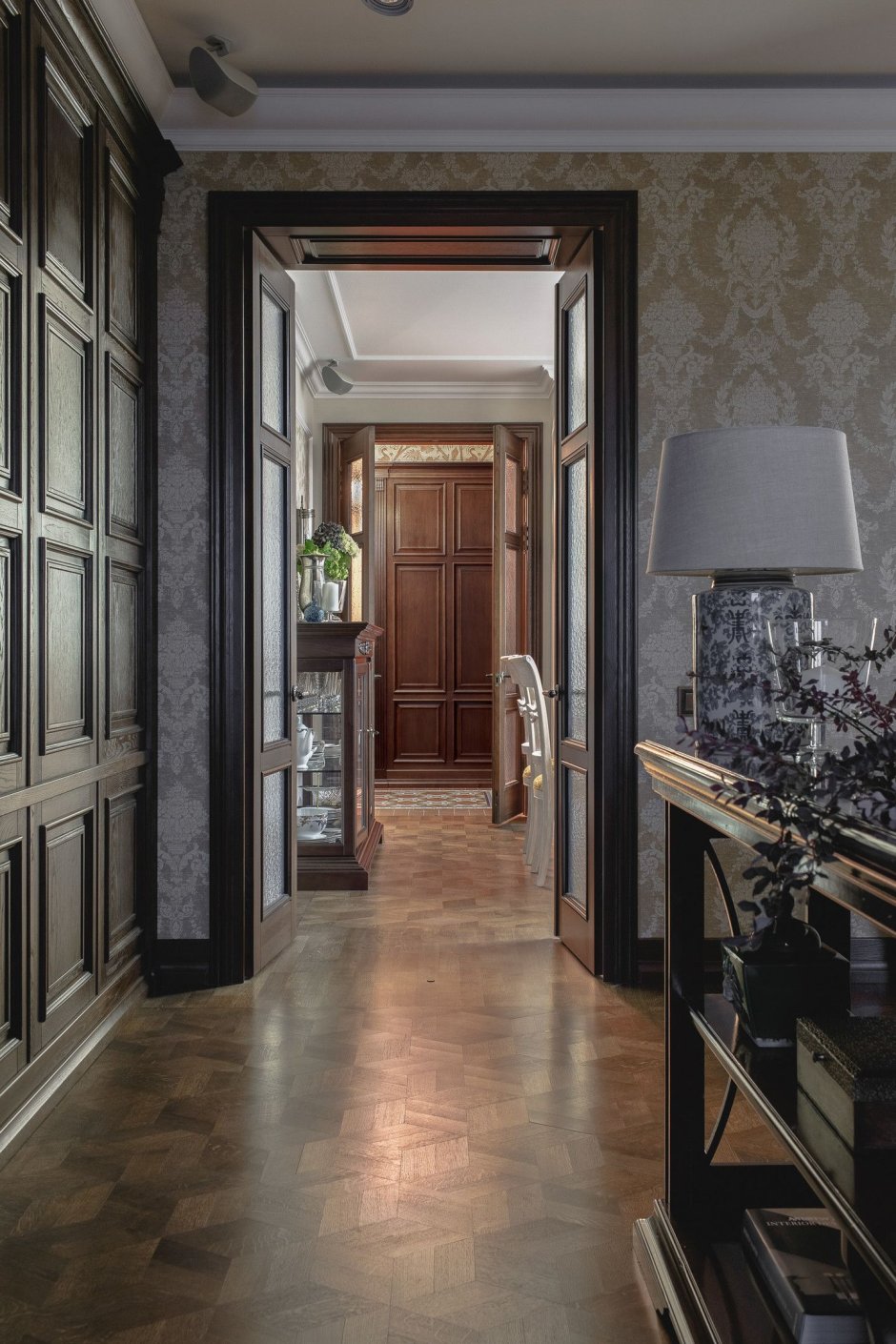 Интерьерные перегородки в стиле американской классики