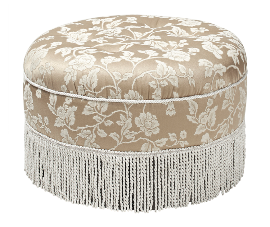 Вязаный чехол на квадратный пуф