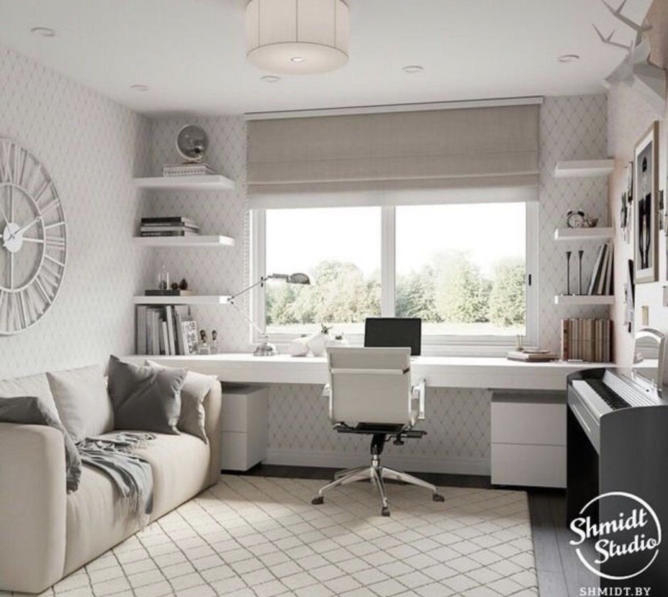 Стол у окна в детской