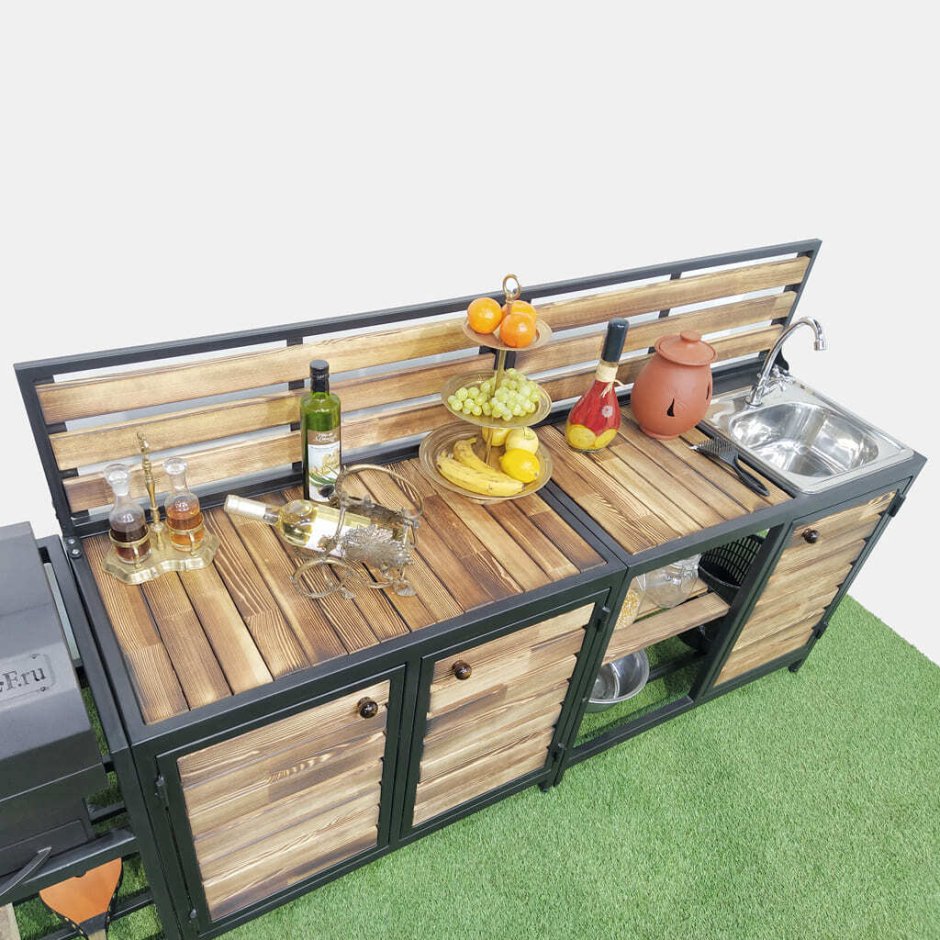 Уличная кухня для дачи