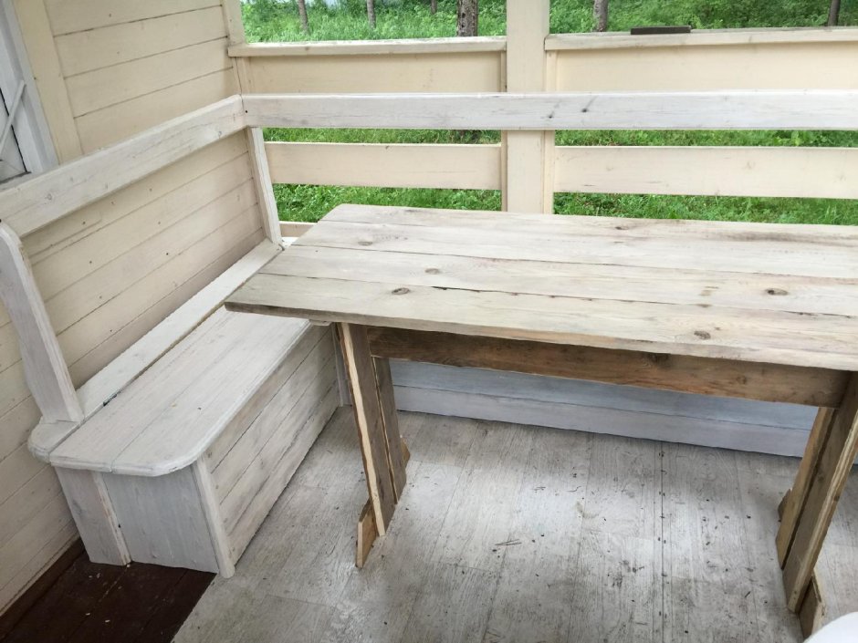Скамья на террасу