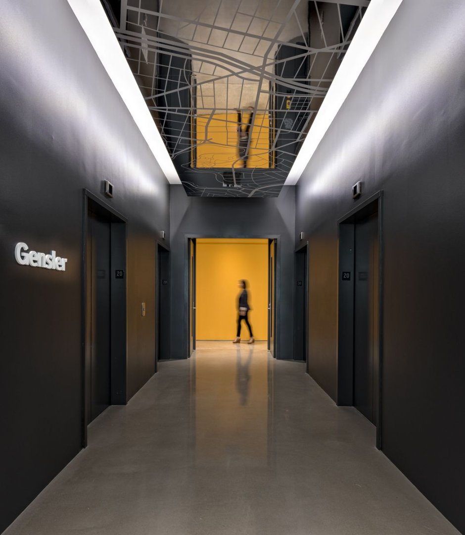 Стильные офисные коридоры