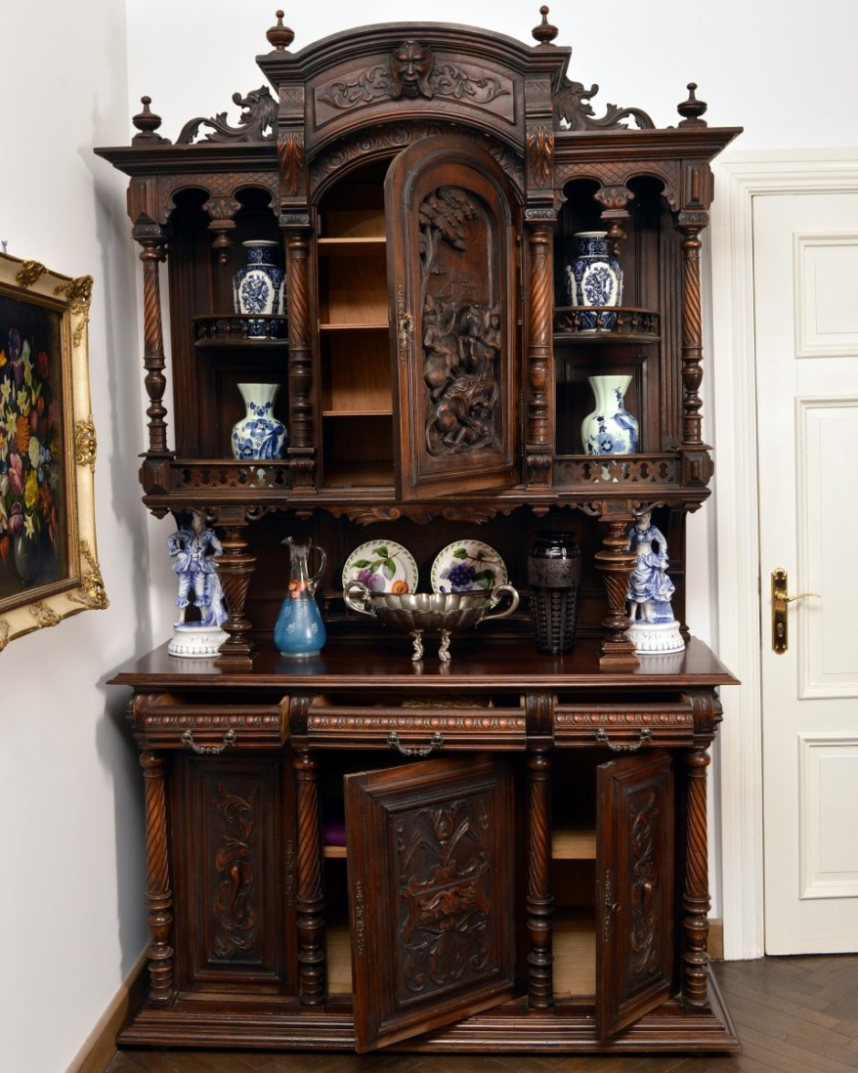 Чиппендейловский буфет