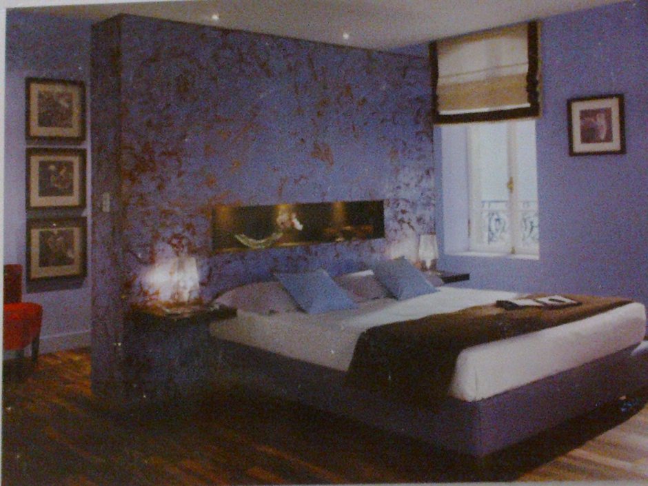 Декоративка в спальне