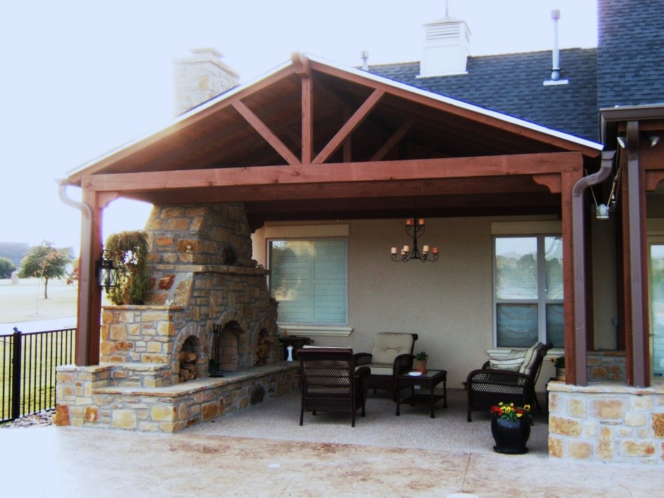 Беседка с мангалом пристроенная к дому