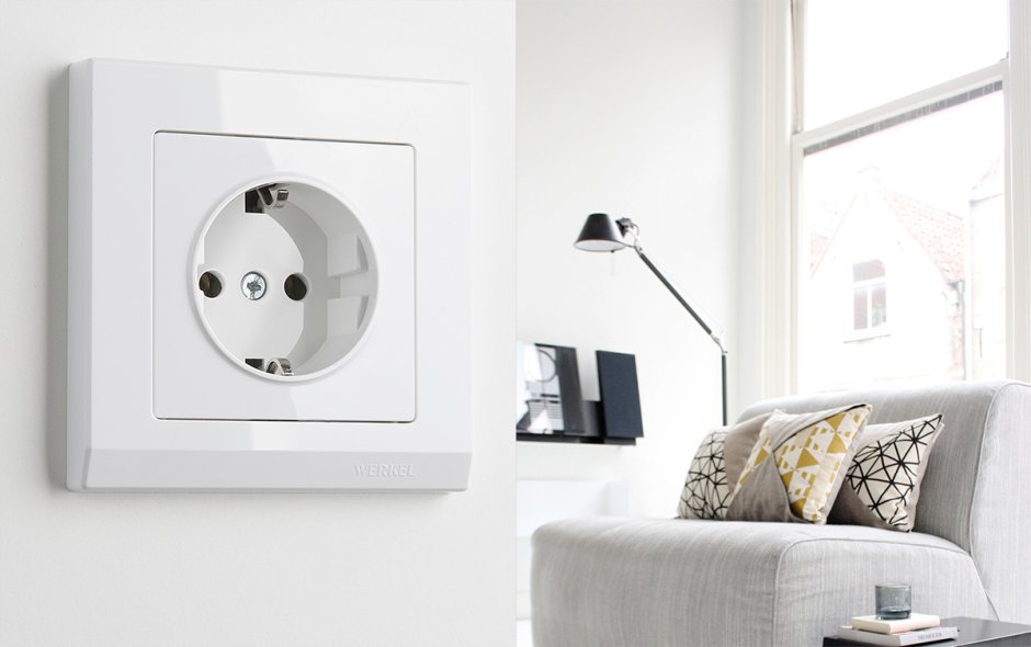 Модуль розетки 42х42мм