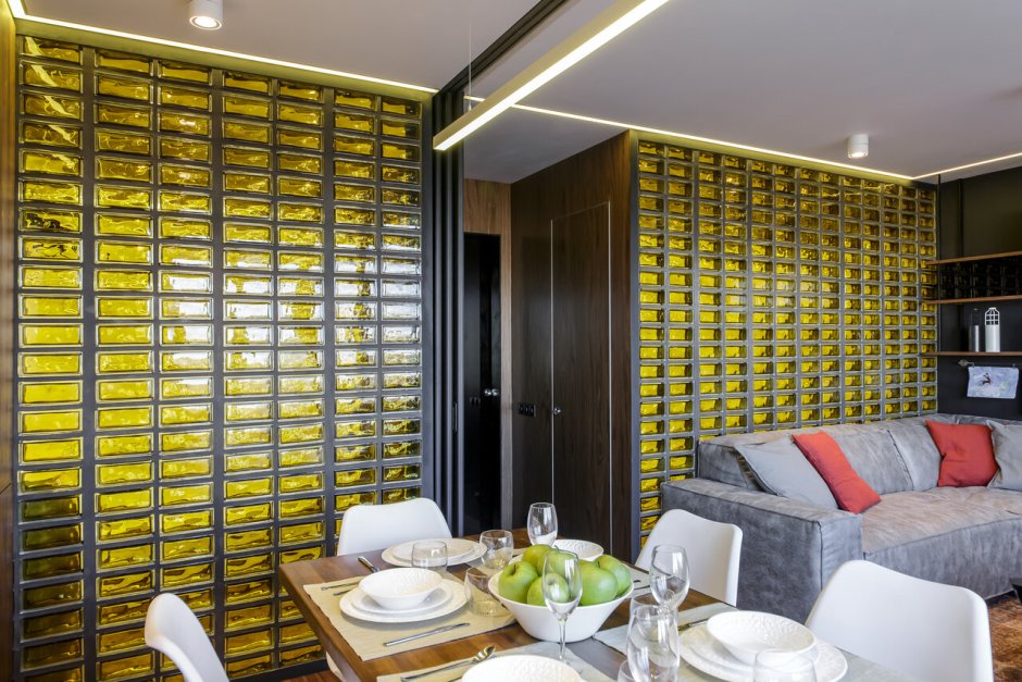 Стеклянный кирпич в интерьере