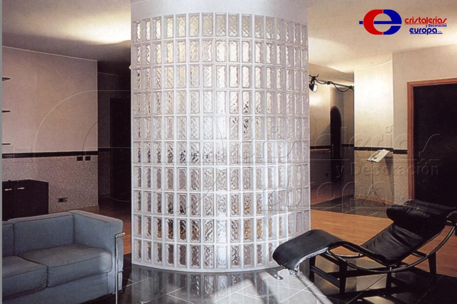 Колонны из стеклоблоков