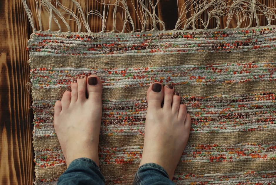 Ковер из Мешковины
