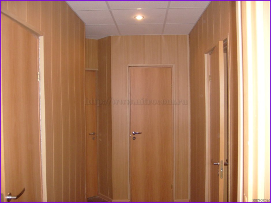 Узкий коридор отделка МДФ