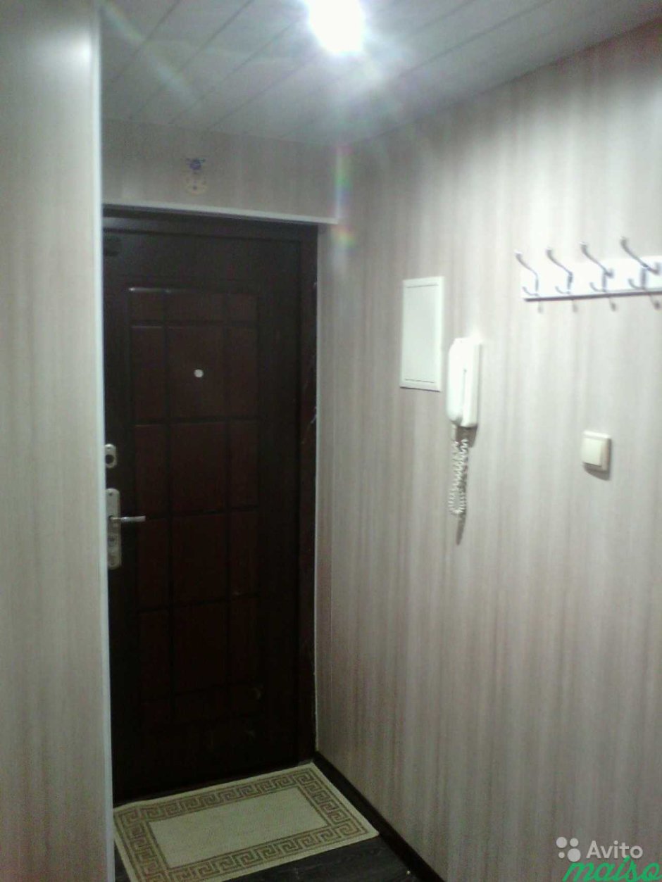 Прихожая обшитая пластиком