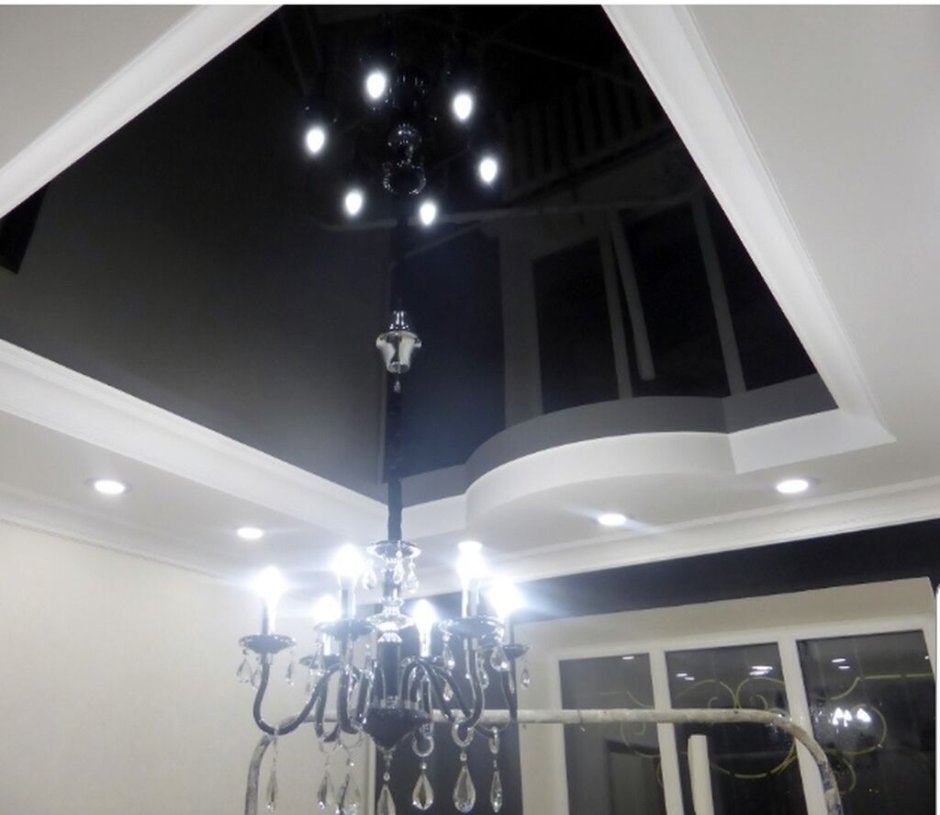 Черный натяжной потолок