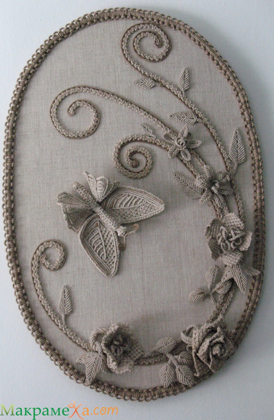 Декор стен мешковиной