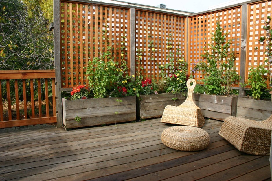 Декоративные перегородки в саду