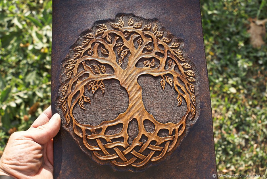 Древо жизни из дерева
