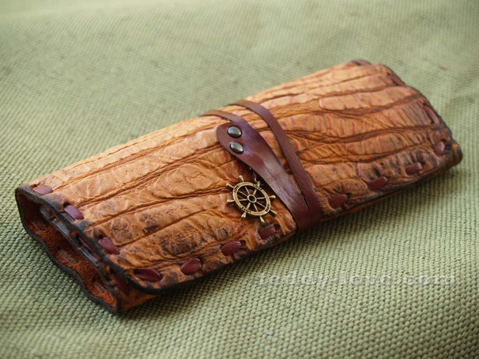 Изделия из обрезков кожи