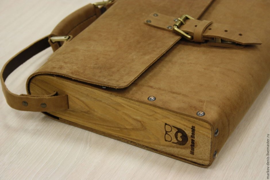 Портфель из фанеры