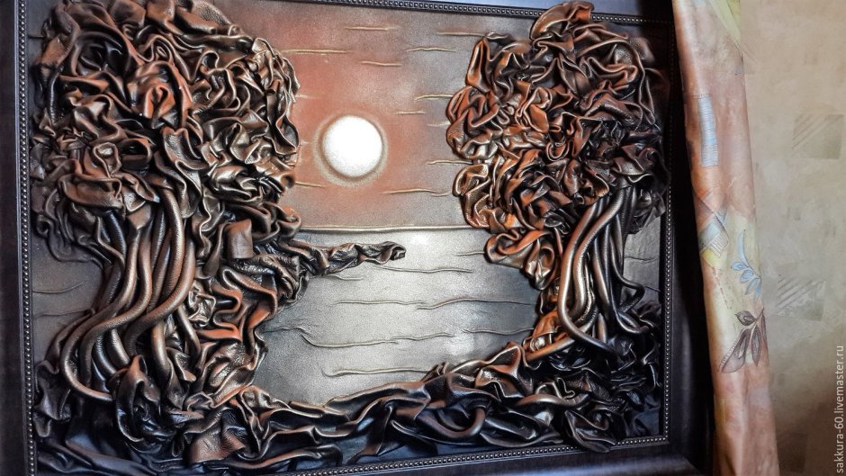 Декоративные панно из кожи