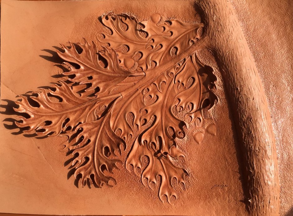 Резьба на коже