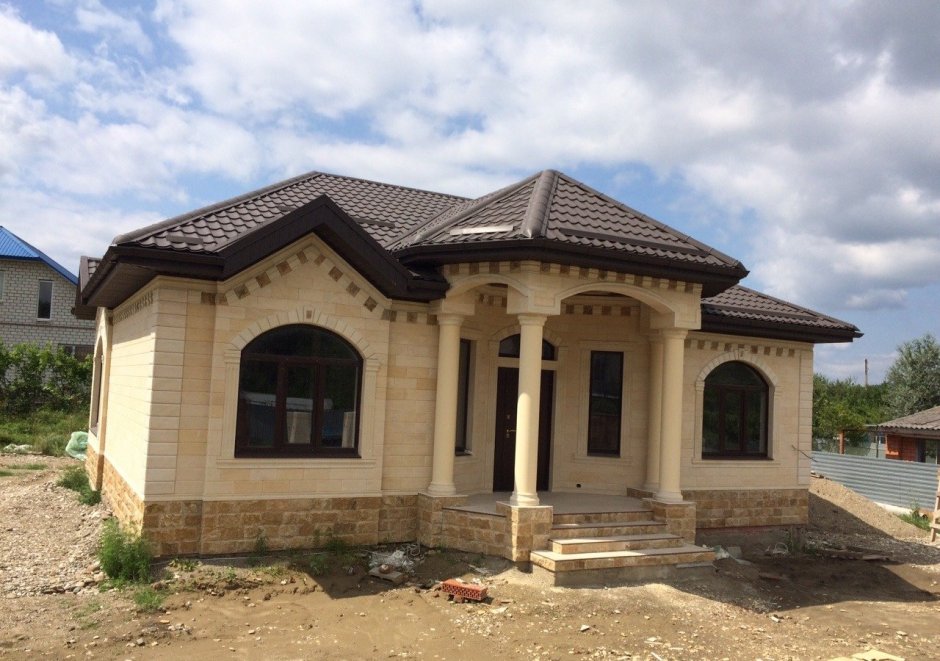 Одноэтажные дома из дагестанского камня