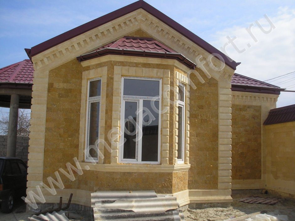 Красивый дом из ракушечника