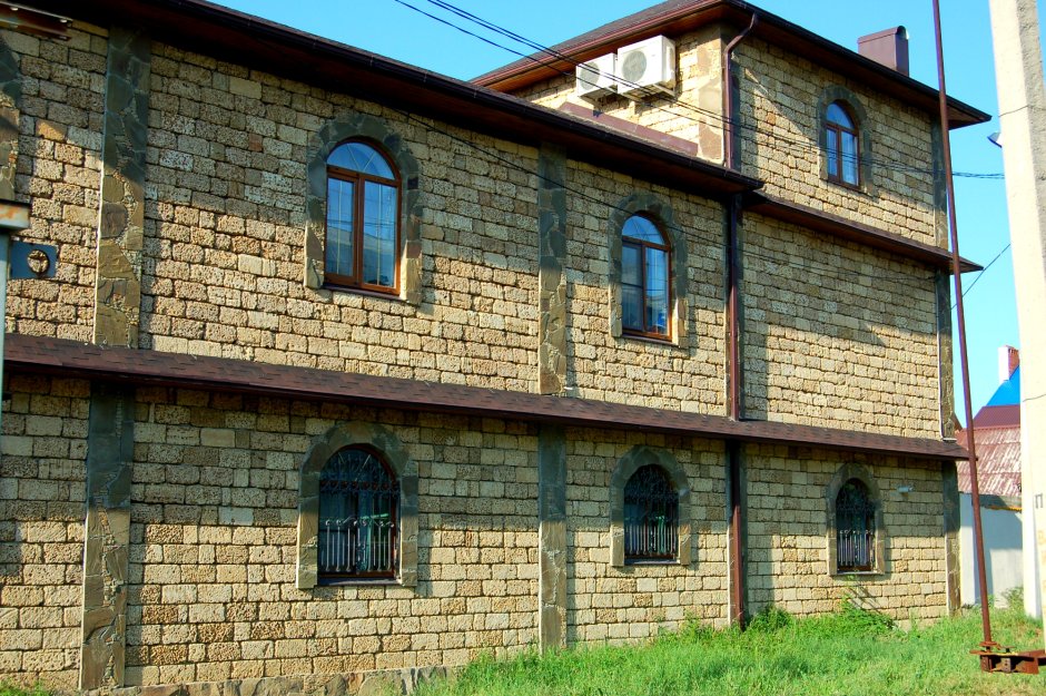 Веранда из камня