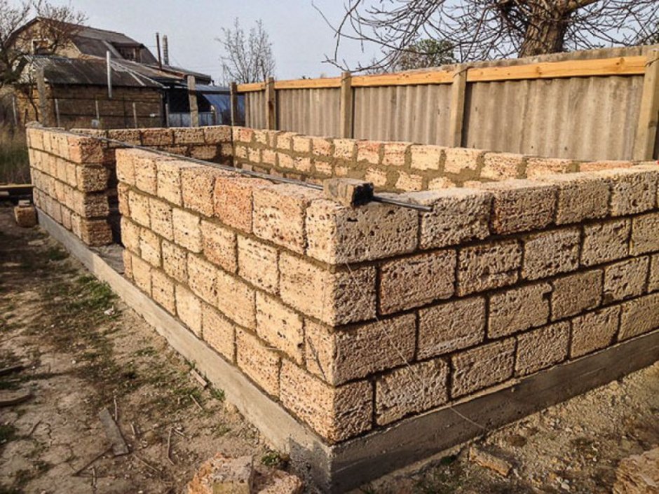 Домик из гаража-ракушки