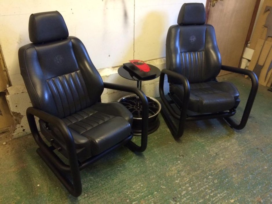 Офисное кресло из автомобильного