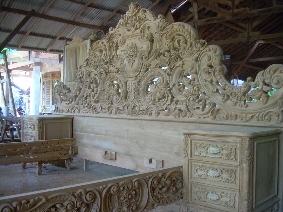 Кровать Ставрос резьба по дереву