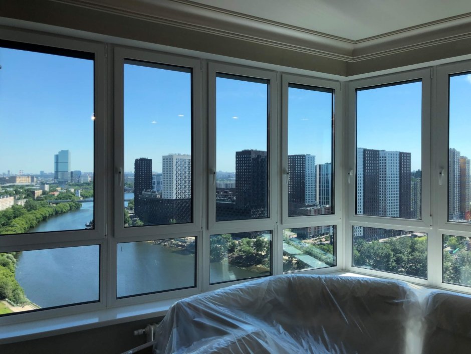 Зеркальная тонировка балкона