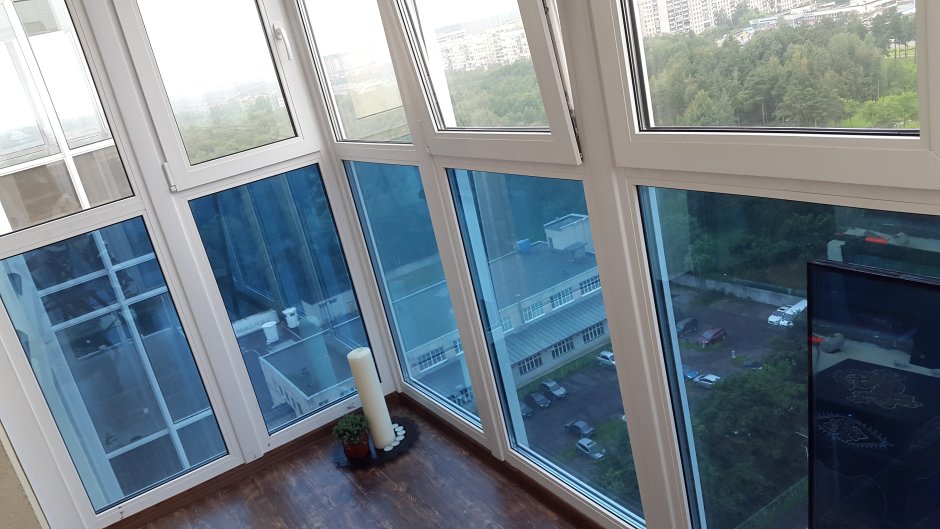 Штакузит Безрамное остекление