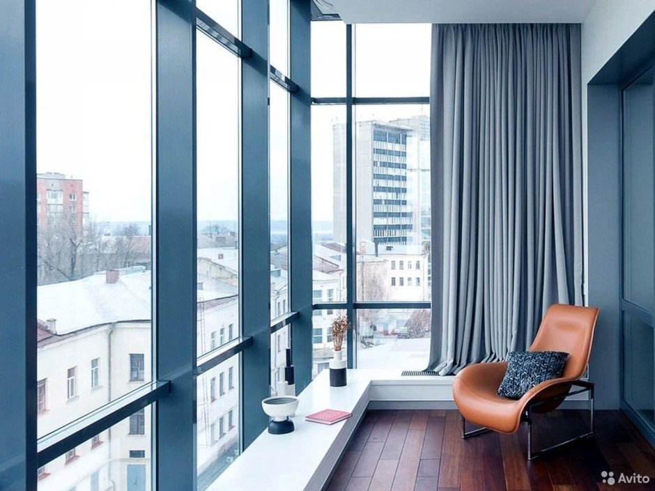 Тонирование окон на балконе