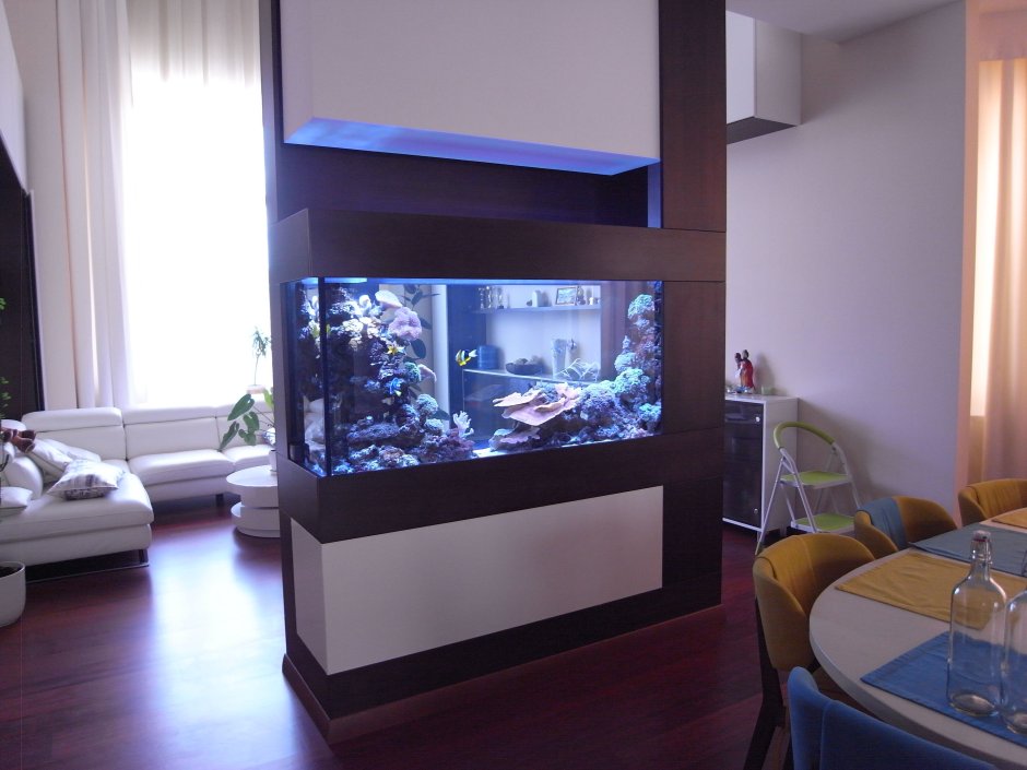 Телевизоры встроенные в стену