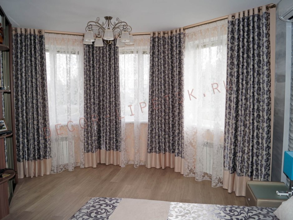 Шторы в эркер на люверсах