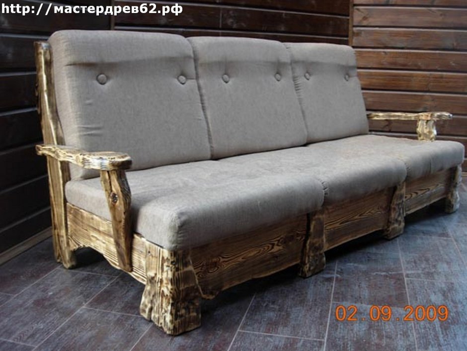Диваны из дерева под старину