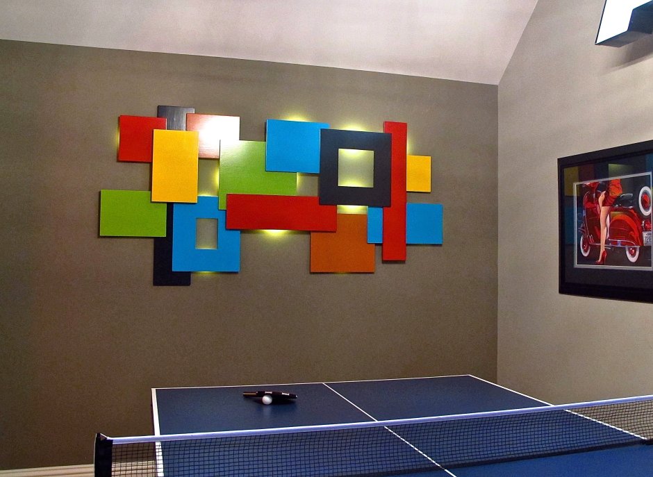 Декор стен краской