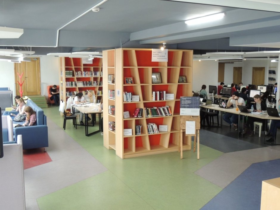 Книгохранилище библиотеки ТГУ