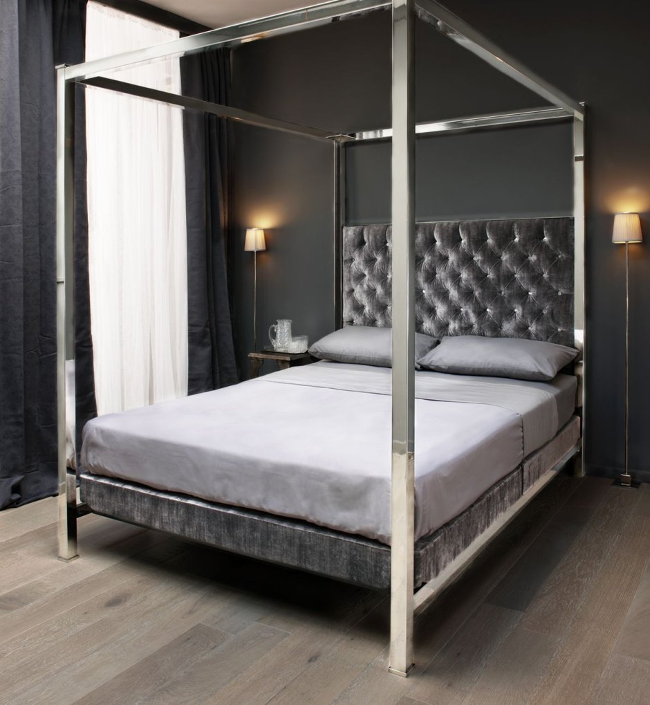 Кровать с балдахином металл