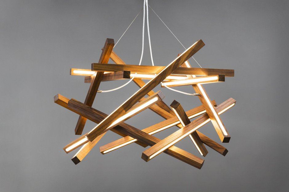 Люстра из колеса от телеги