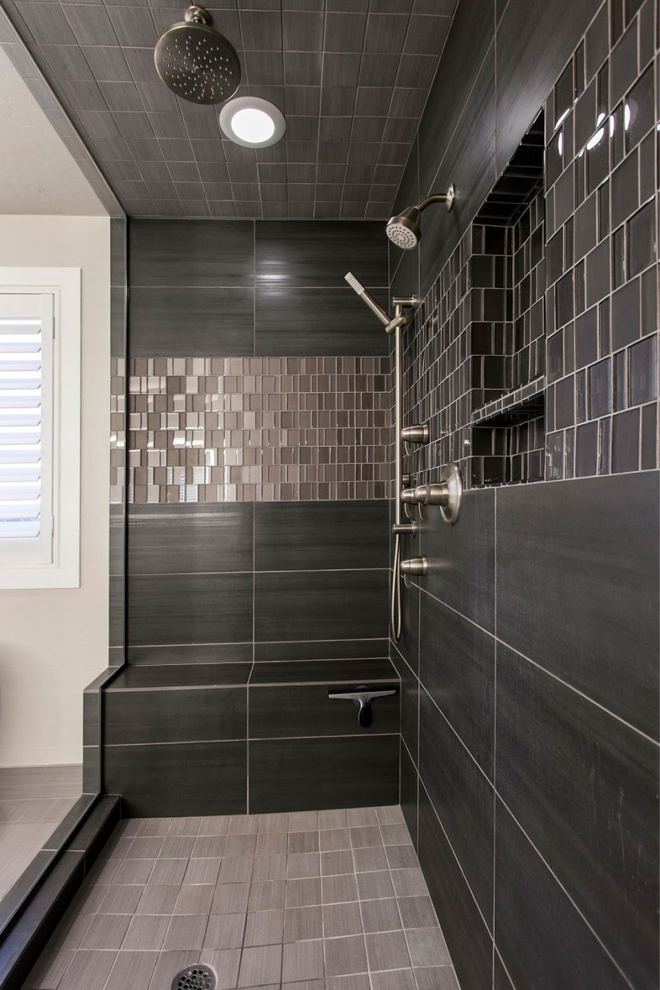 Душевая кабина стильная из плитки