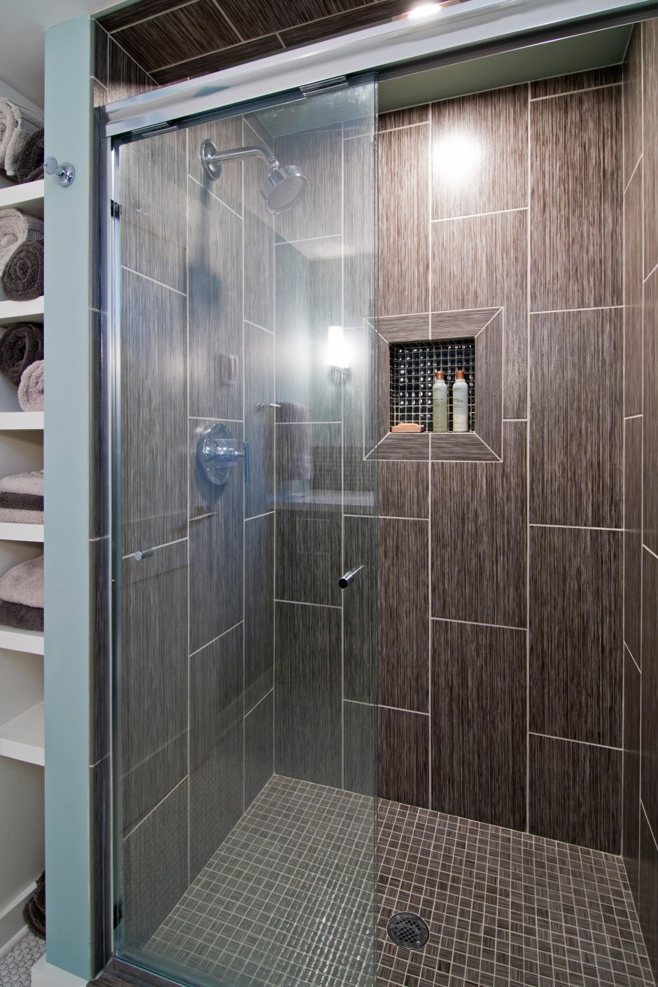 Плитка в душевой кабинке