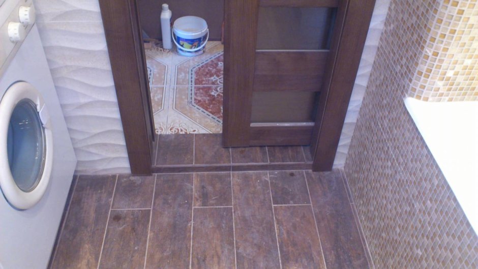 Плитка из Леруа Мерлен в душевой