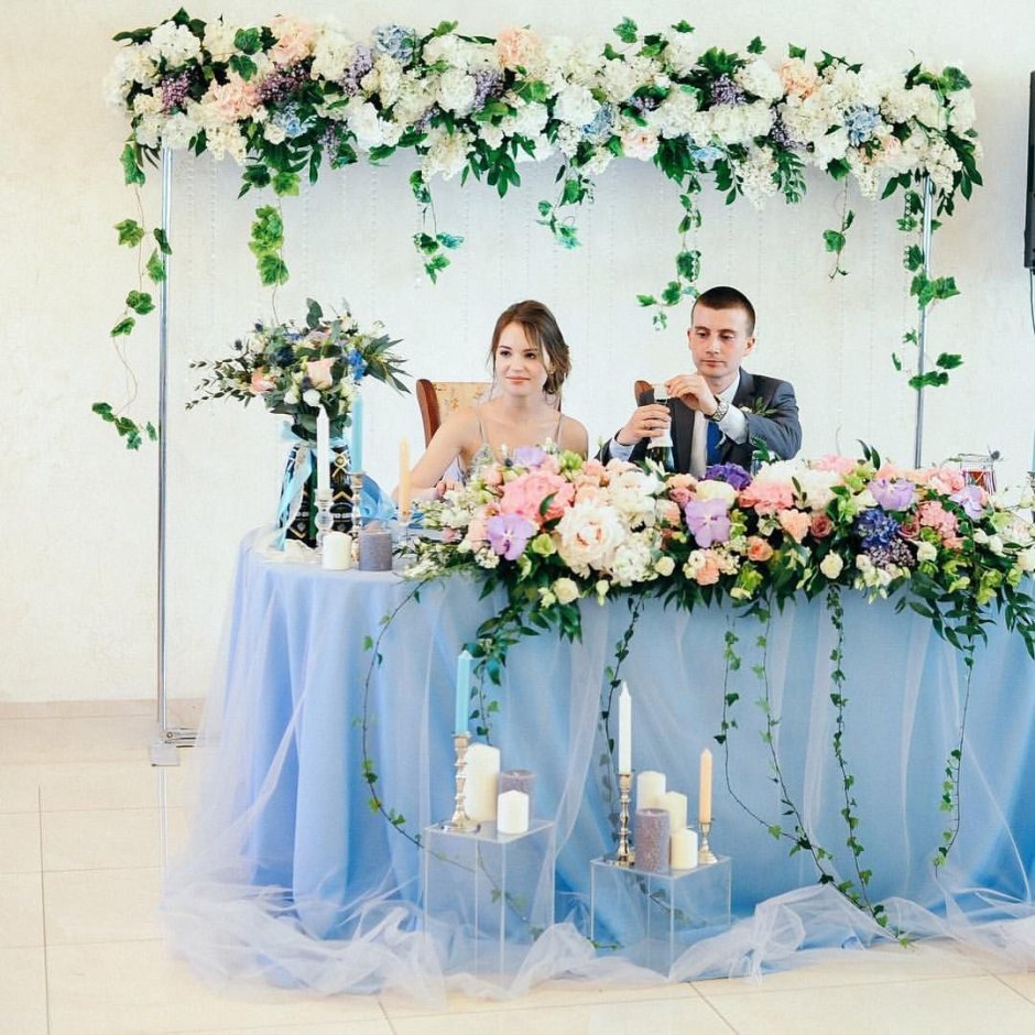 Украшение свадебного зала