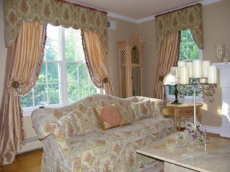 Шторы на дверной проем тканевые