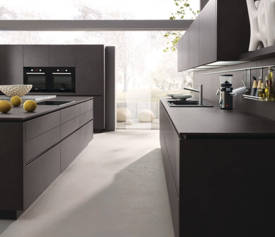 Кухня в антрацитовом цвете