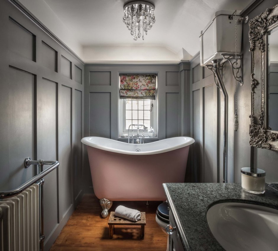 Белая ванная комната